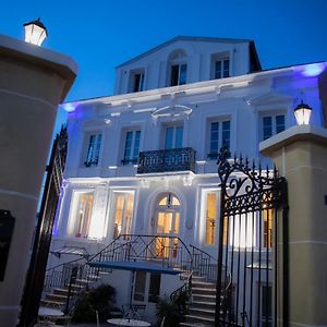 Hotel De Charme La Bonne Adresse - Logis De France